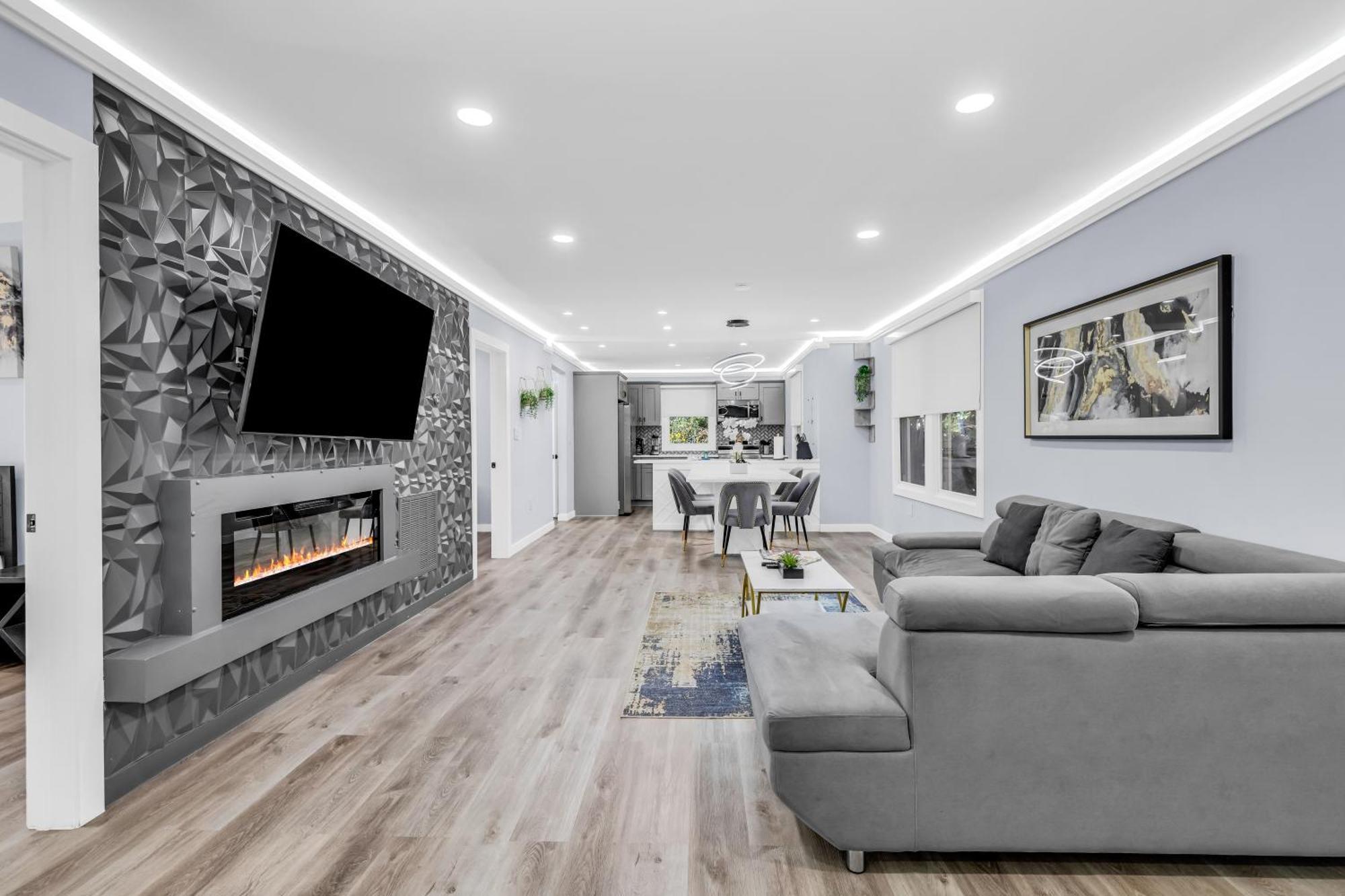 Luxury 3Br House In Charlotteヴィラ エクステリア 写真